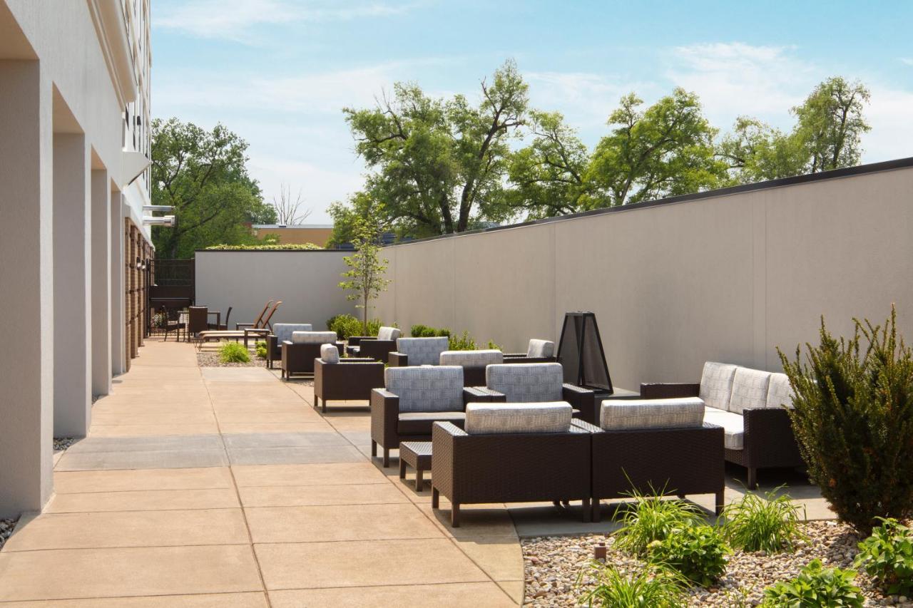 Courtyard Louisville Airport Exteriér fotografie