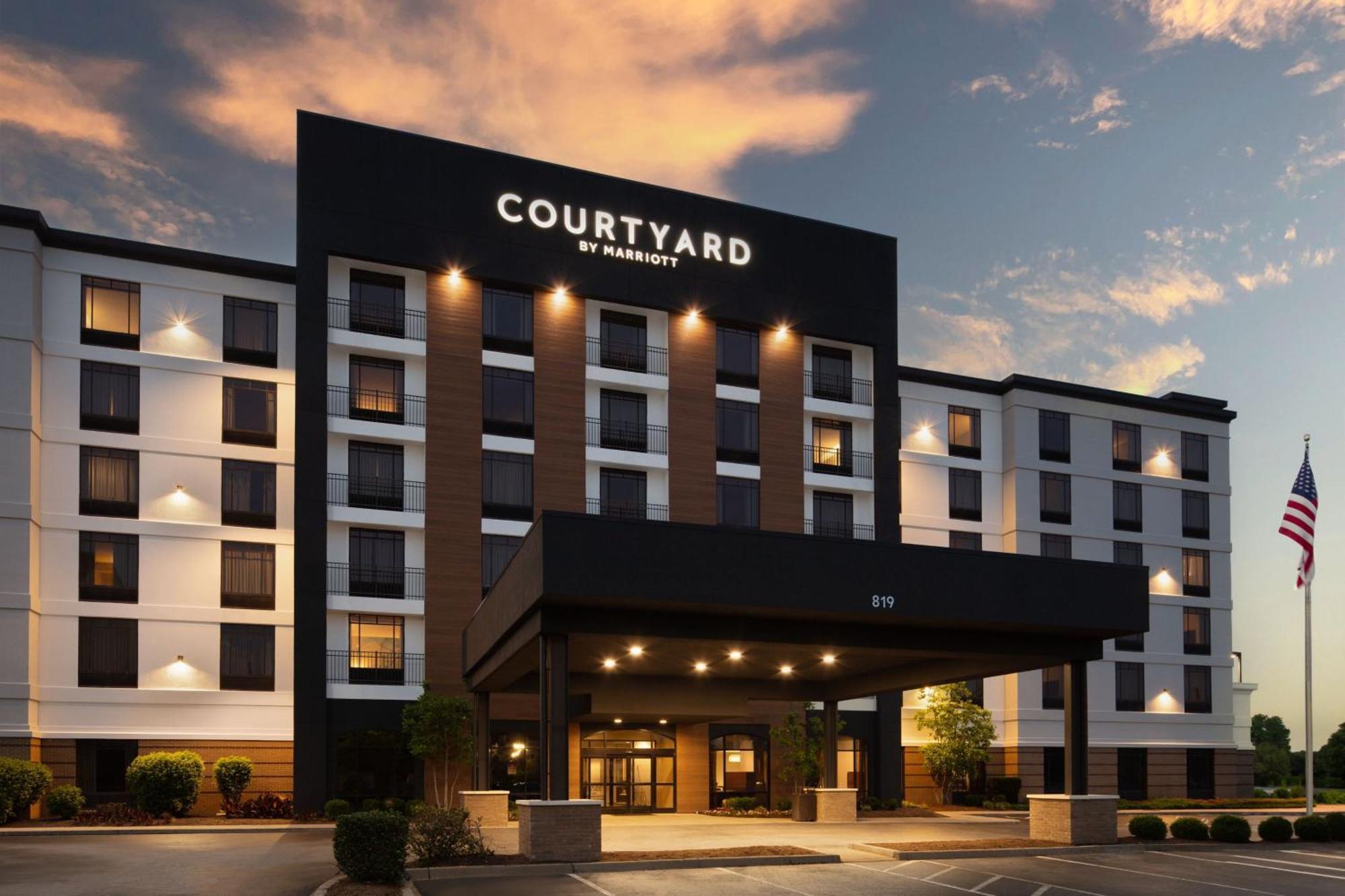 Courtyard Louisville Airport Exteriér fotografie
